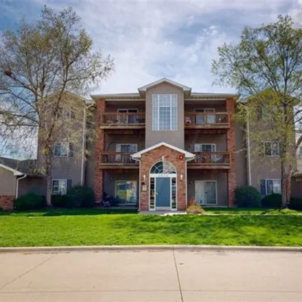 Buy this 2 bed condo on 2825 Triple Crown Lane in Iowa City, IA 52240