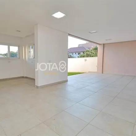 Rent this 4 bed house on unnamed road in Butiatuvinha, Curitiba - PR