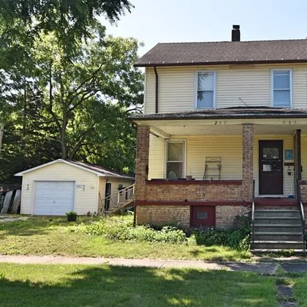 Buy this 5 bed house on 202 East South Street in Dwight, Livingston County