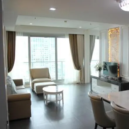 Rent this 3 bed apartment on The River in Soi Charoen Nakhon 13, Khlong San District