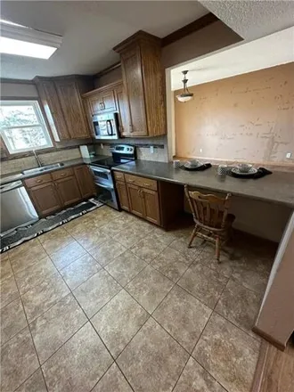 Image 5 - Midtown Manor Apartments, 3rd Street West, Thief River Falls, MN 56701, USA - House for sale