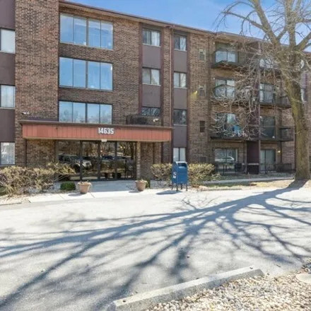 Buy this 2 bed condo on 762 East 146th Street in Dolton, IL 60419