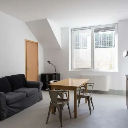 Image 3 - Via Ambrogio Portaluppi, 5, 20143 Milan MI, Italy - Apartment for rent
