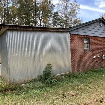 Image 3 - 1810 Mimosa Street, Iuka, MS 38852, USA - House for sale