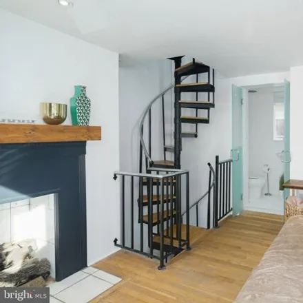 Image 7 - 403 South 17th Street, Philadelphia, PA 19145, USA - Townhouse for sale