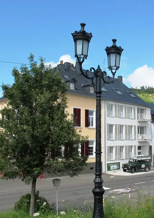 Rent this 3 bed apartment on Moselstraße 31 in 54470 Lieser, Germany
