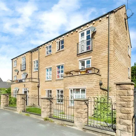 Image 3 - Long Hill Road Fell Greave Crescent, Long Hill Road, Kirklees, HD2 1ZF, United Kingdom - Apartment for rent