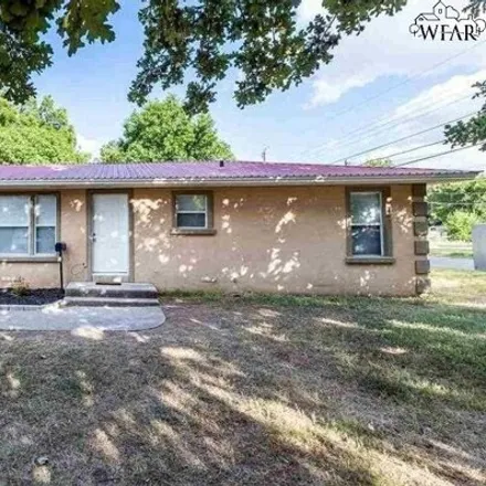 Buy this 3 bed house on 193 Carolyn Lane in Burkburnett, TX 76354