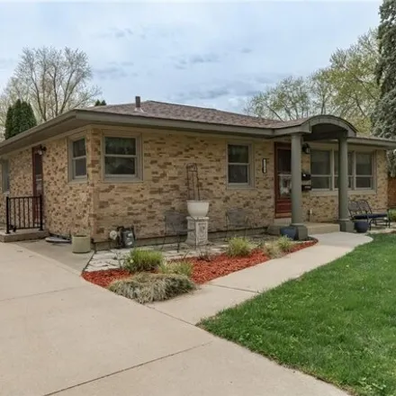 Buy this 4 bed house on 1734 Cascade Street Northwest in Rochester, MN 55901