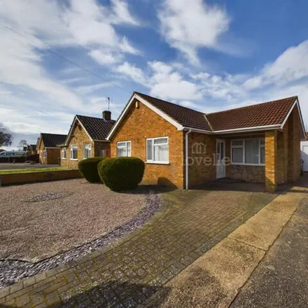 Buy this 3 bed house on Kinder Avenue in North Hykeham, LN6 8EQ