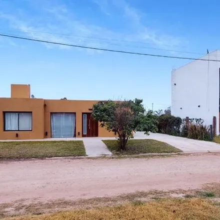 Buy this 2 bed house on Ráfaga 201 in Departamento San Lorenzo, Roldán