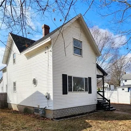 Image 3 - 1111 Spruce Street, City of Olean, NY 14760, USA - House for sale