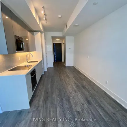 Image 6 - 4 Graham Road, Toronto, ON M3K 2A7, Canada - Apartment for rent