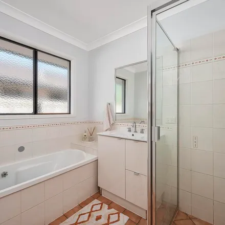 Image 2 - Tandanus Court, Oxenford QLD 4210, Australia - Apartment for rent
