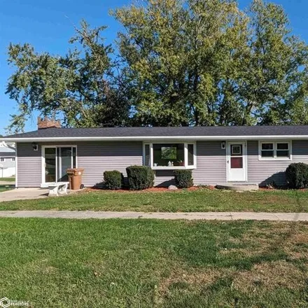 Buy this 3 bed house on 612 Marvin Avenue in Grinnell, IA 50112