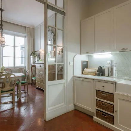 Rent this 9 bed apartment on Torre dei Filipetri in Via dei Leoni, 50122 Florence FI