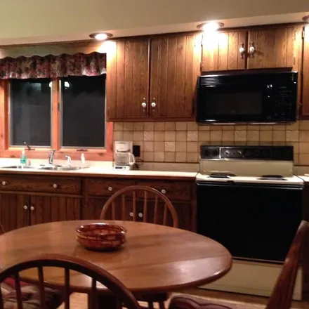 Image 7 - Onota Township, MI, 49822 - House for rent