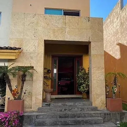 Buy this 5 bed house on Calle Paseo de los Parques 4020 in Villa Universitaria, 45110 Zapopan
