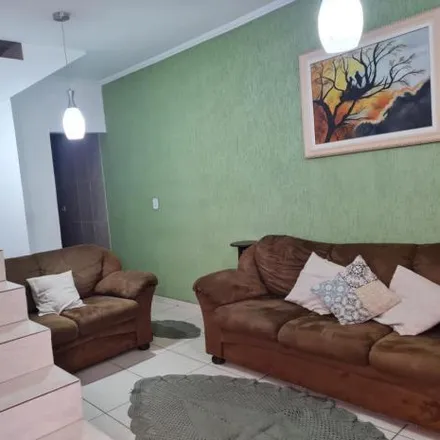 Buy this 2 bed house on Rua Groelamdia in Jardim Itaquiti, Barueri - SP