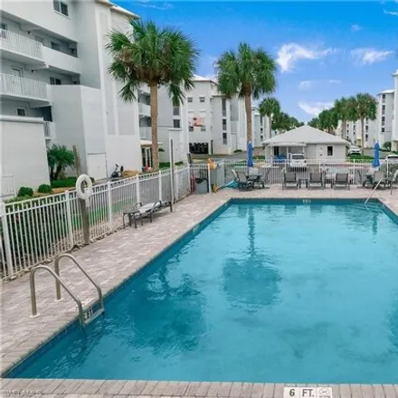 Image 6 - Royal Pelican Condos, Fort Myers Beach, Lee County, FL, USA - Condo for sale