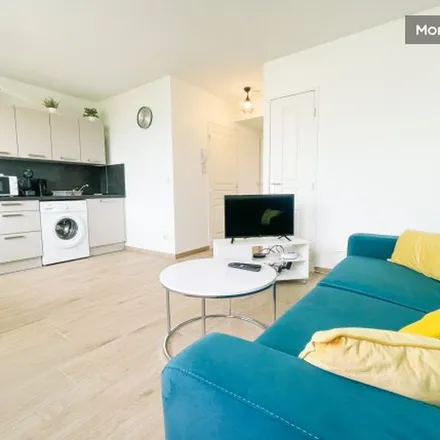 Image 6 - 44 Avenue de Grugliasco, 38130 Échirolles, France - Apartment for rent