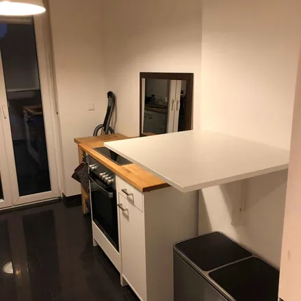 Rent this 1 bed apartment on Grüneburgweg in 60323 Frankfurt, Germany
