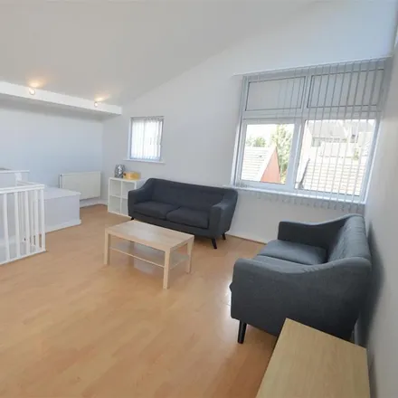 Image 3 - 51 Peregrine Street, Manchester, M15 5PZ, United Kingdom - Townhouse for rent