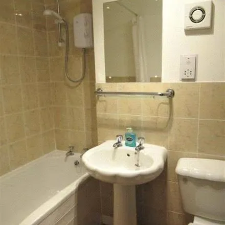 Rent this 1 bed apartment on St Vincent Street in Glasgow, G3 8UR