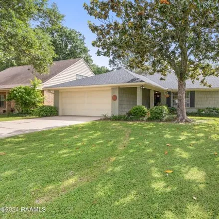 Buy this 3 bed house on 418 Quail Drive in Lafayette, LA 70508