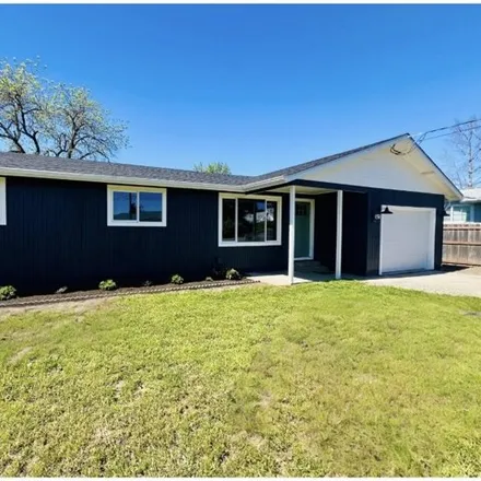 Buy this 3 bed house on 149 Miller Street in Sutherlin, Douglas County