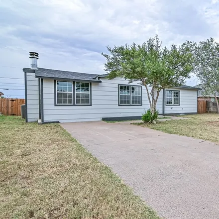 Image 2 - 3808 Monty Drive, Midland, TX 79703, USA - House for sale