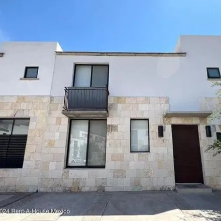 Rent this 3 bed house on Calle Campo Real in Delegación Epigmenio González, 76146 La Purísima