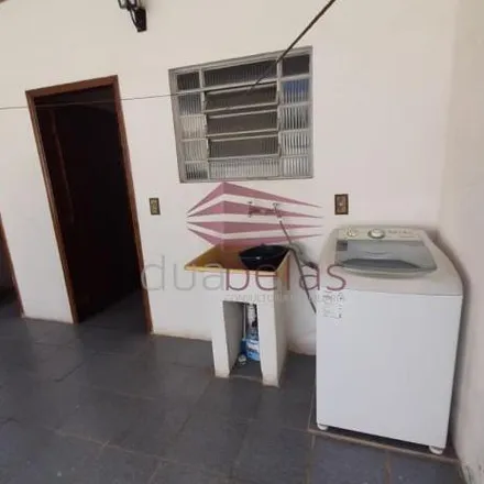 Buy this 4 bed house on Rua Araçuaí in Jardim Sul, São José dos Campos - SP