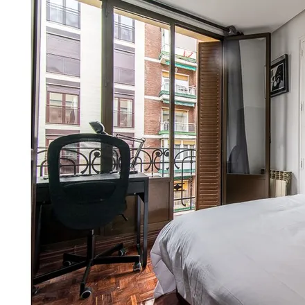 Rent this 4 bed room on Madrid in El Albero, Calle Fuente del Berro