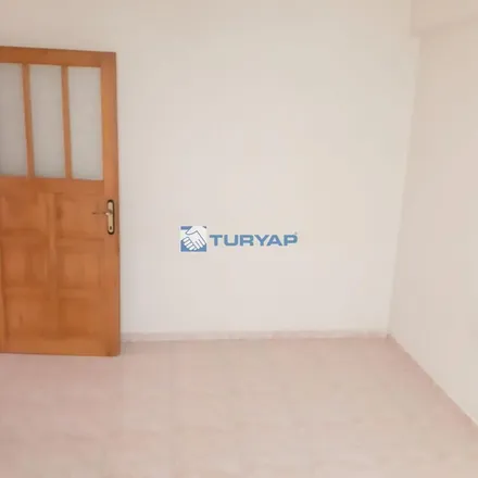 Rent this 3 bed apartment on 181/2. Sokak in 35400 Buca, Turkey