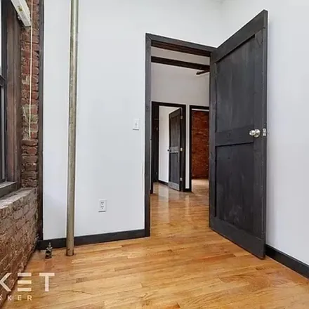 Image 7 - Smør, 441 East 12th Street, New York, NY 10009, USA - Apartment for rent