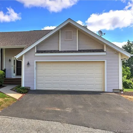 Buy this 3 bed condo on 19 Scenic Hill Road in Shelton, CT 06484