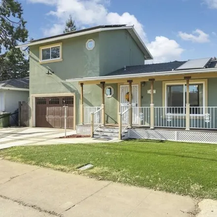 Buy this 4 bed house on 425 Olive Court in Lodi, CA 95240