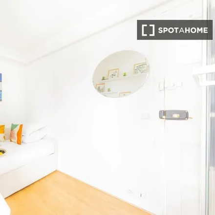 Image 1 - 60 Boulevard Suchet, 75016 Paris, France - Apartment for rent