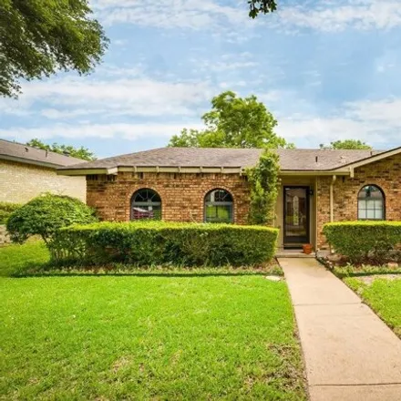 Image 1 - 10810 Wallbrook Drive, Dallas, TX 75238, USA - House for rent