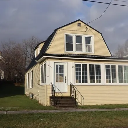Buy this 4 bed house on 209 Pike Street in Village of Brownville, City of Watertown