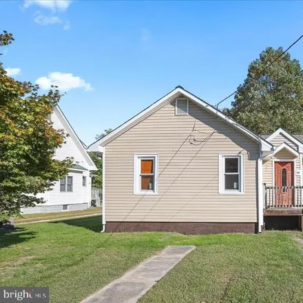 Buy this 2 bed house on 20 Broadway in Hammonton, NJ 08037