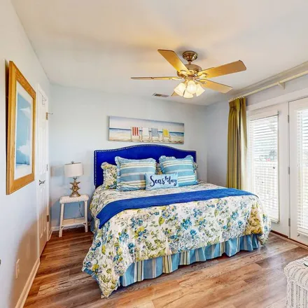 Rent this 3 bed condo on Ocean Isle Beach