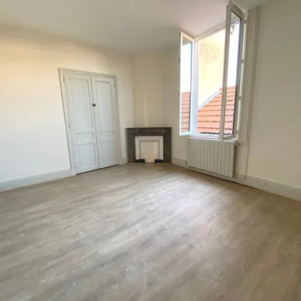 Rent this 3 bed apartment on Chemin de Rosey Est in 26100 Romans-sur-Isère, France