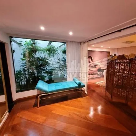 Rent this 5 bed house on Rua São Boa Ventura in Vila Scarpelli, Santo André - SP