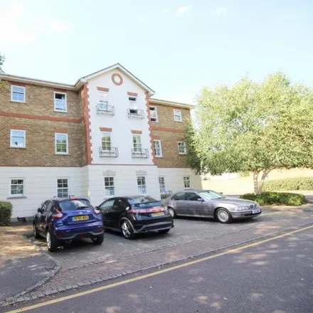 Rent this 2 bed apartment on Townside Place in Camberley, GU15 3HS