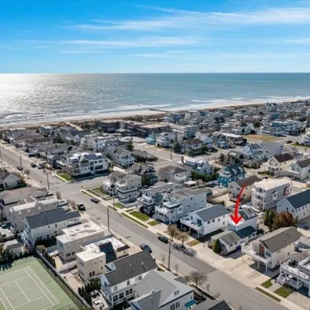 Image 2 - 56 West 19th Street, Avalon, Cape May County, NJ 08202, USA - House for sale