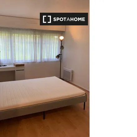 Rent this 6 bed room on 2 Allée de la Butte aux Cailles in 93160 Noisy-le-Grand, France