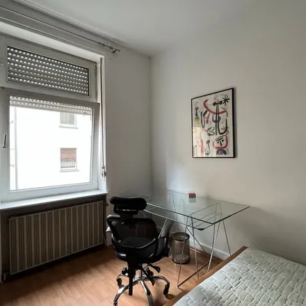 Rent this 1 bed apartment on Das blaue Haus in Schenckstraße 1, 60489 Frankfurt