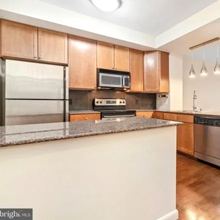 Image 2 - 400 Massachusetts Avenue Northwest, Washington, DC 20001, USA - Condo for sale